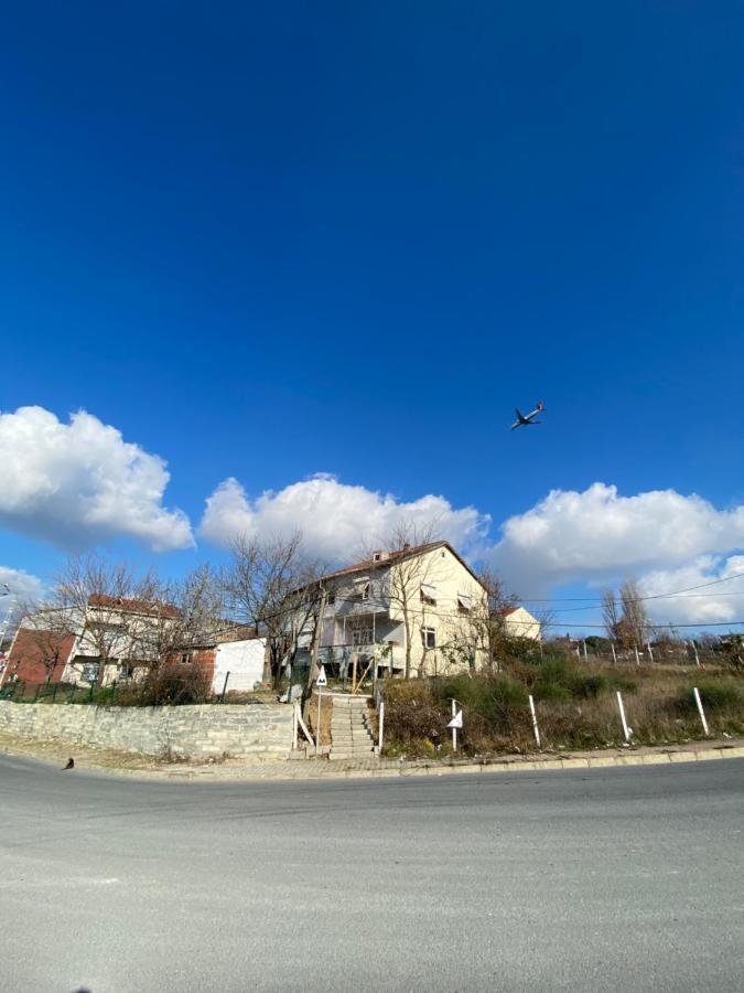 Triplex House Near The Airport Apartment Arnavutkoy Exterior foto