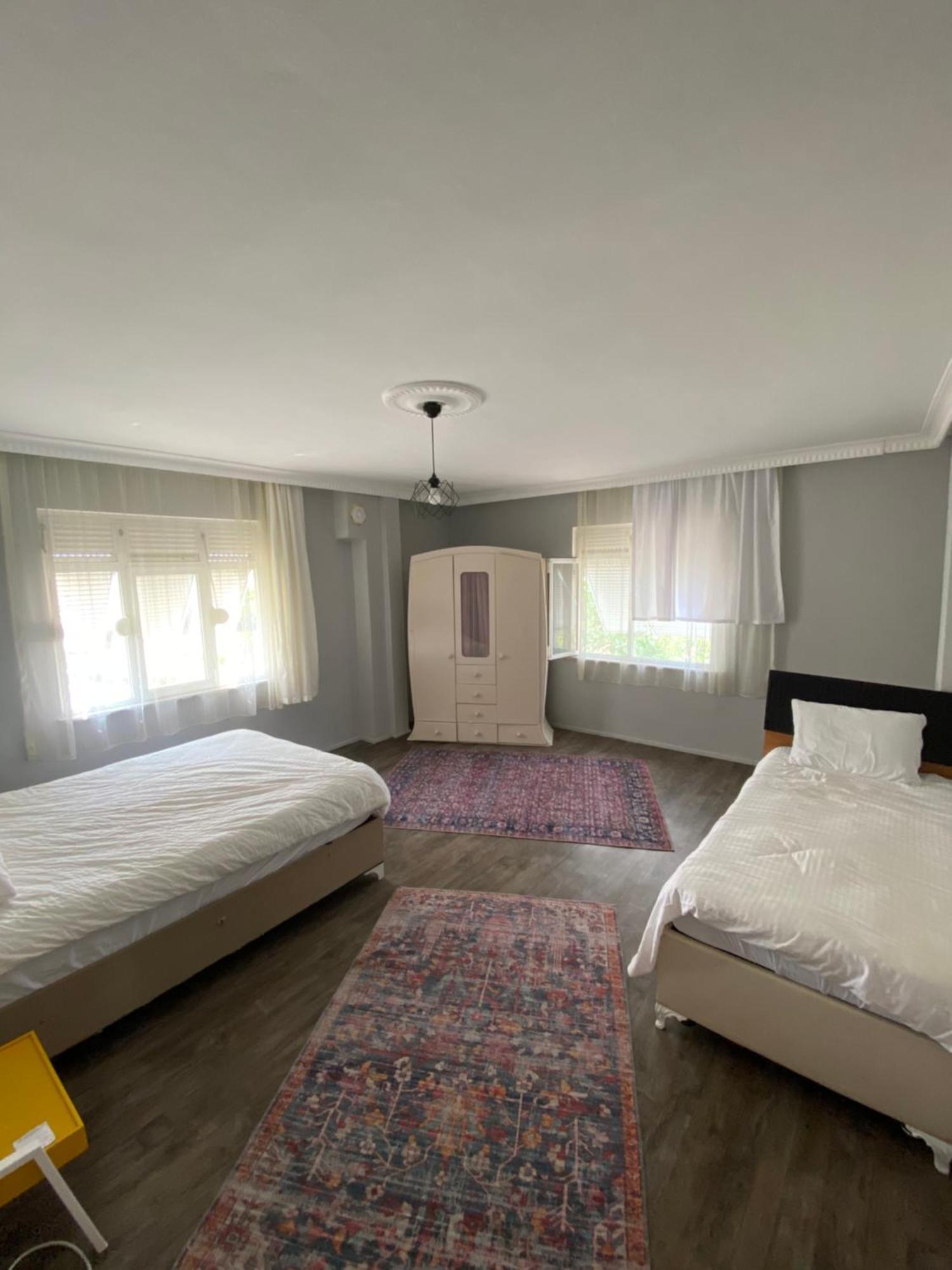 Triplex House Near The Airport Apartment Arnavutkoy Exterior foto